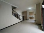 thumbnail-rumah-royal-residence-dekat-citralandpakuwon-indah-graha-family-5